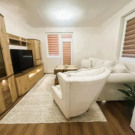 Apartment 27 July Boutique *